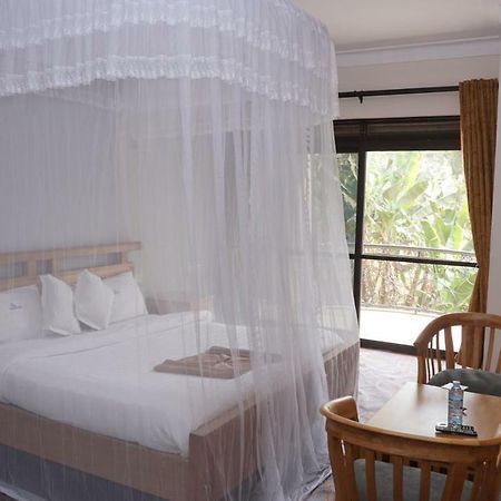 Cepha'S Inn Kabale Kültér fotó