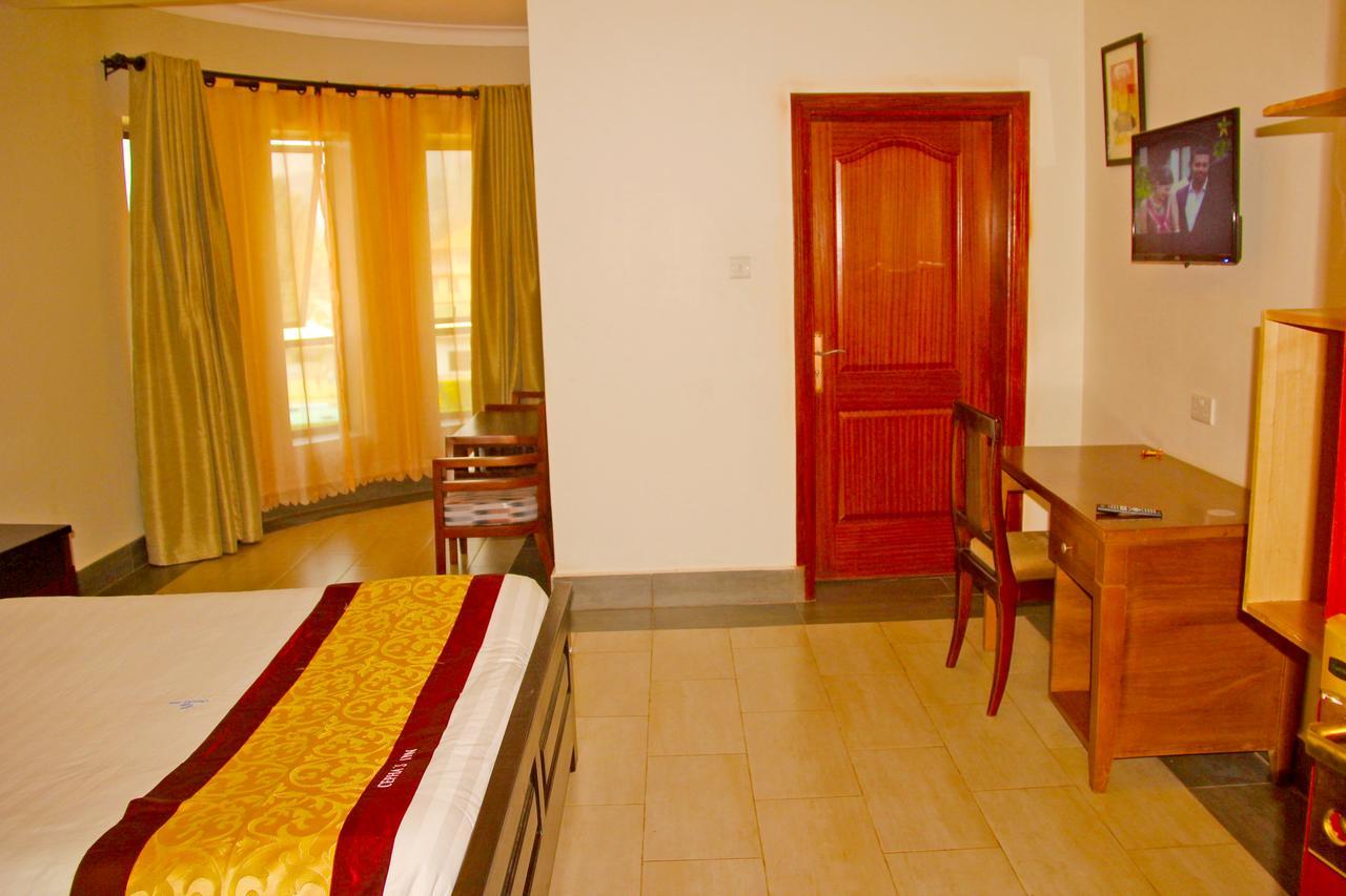 Cepha'S Inn Kabale Kültér fotó